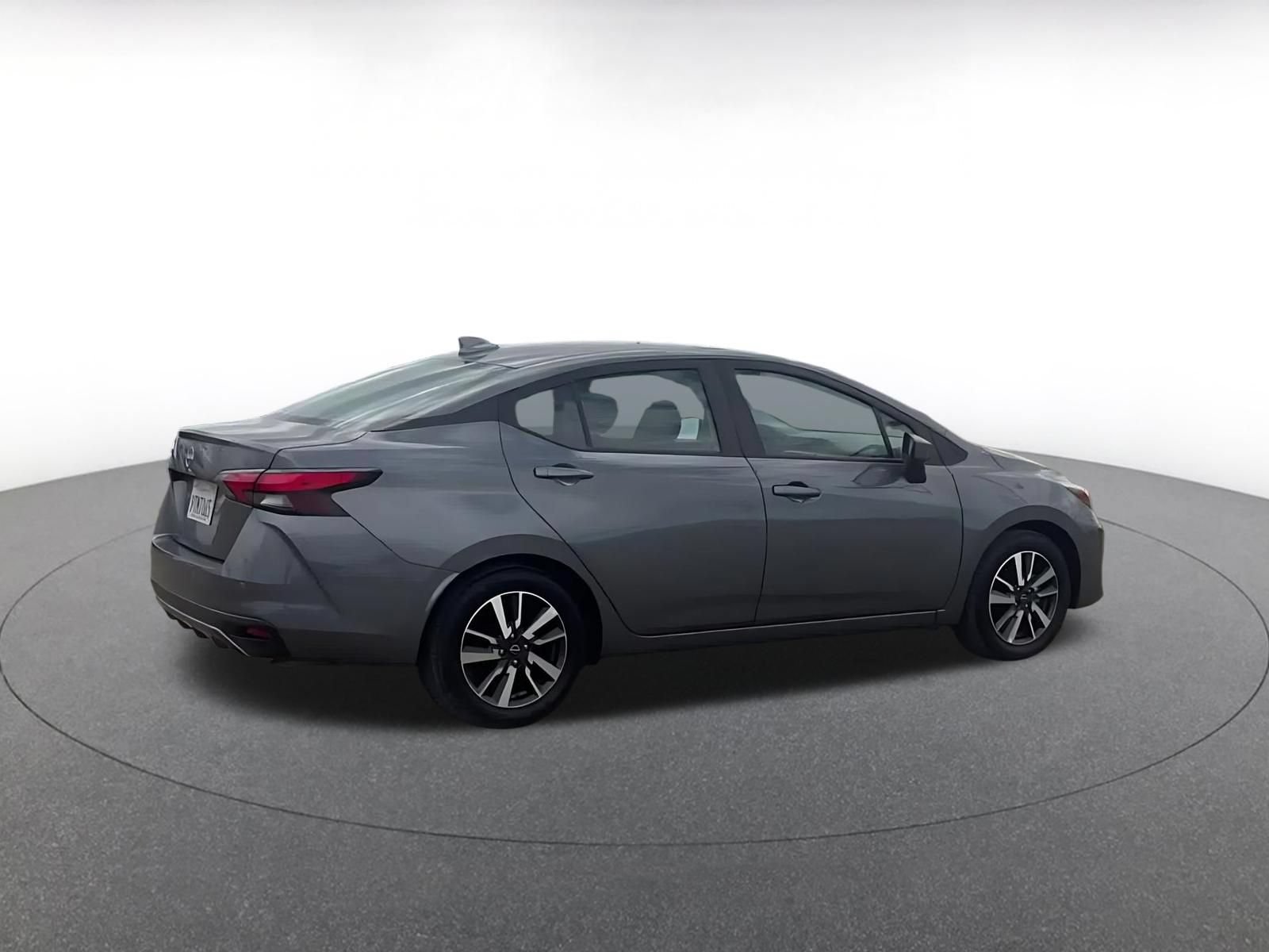 Used 2025 Nissan Versa SV FWD image 15