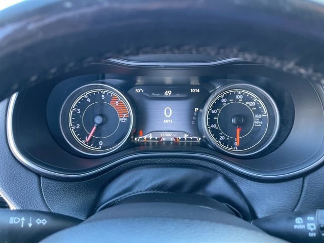 Used 2019 Jeep Cherokee Limited w/ Luxury Group image 9