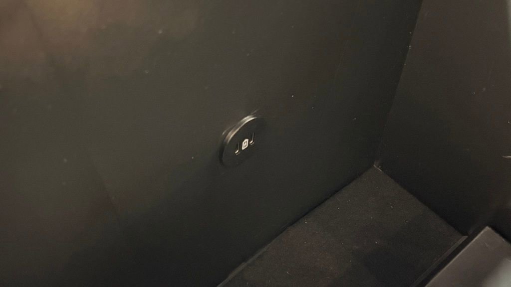 Used 2023 Ford F350 Lariat w/ Tow Technology Package AWD/4WD image 46