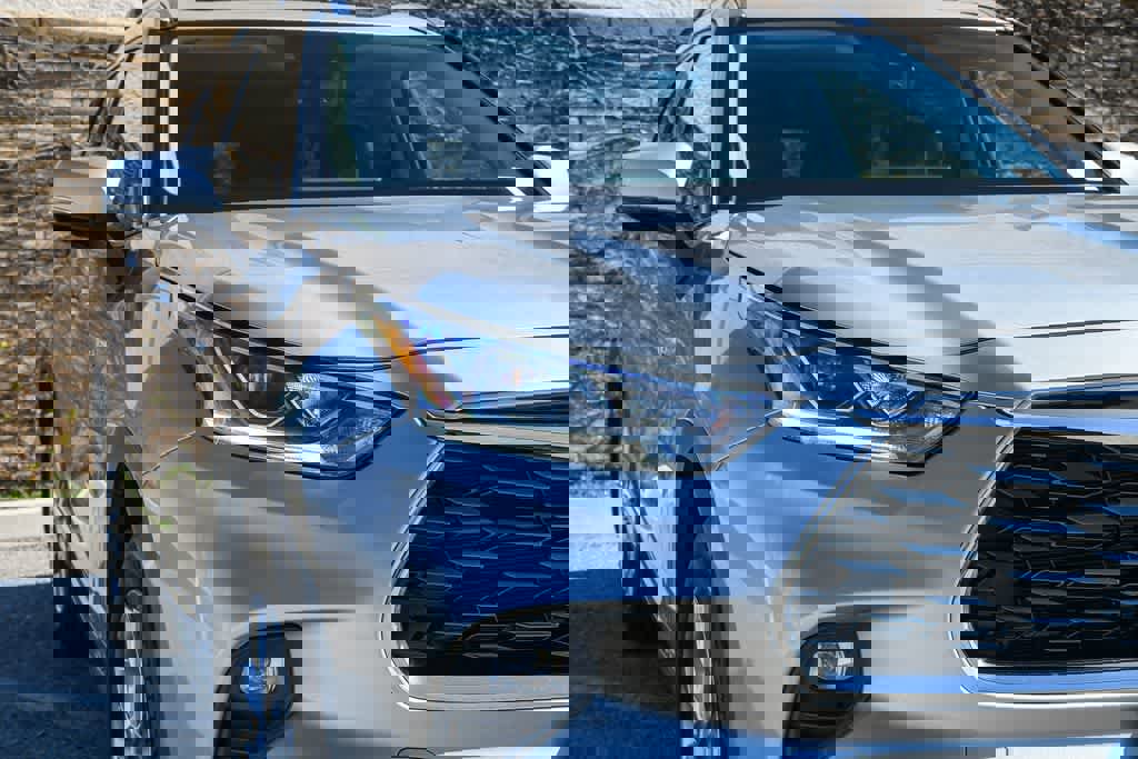 Used 2021 Toyota Highlander Limited image 4