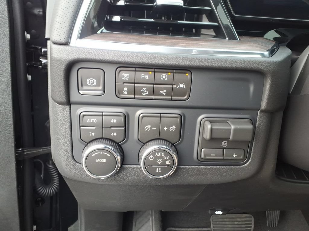 New 2026 Chevrolet Tahoe Premier AWD/4WD image 27