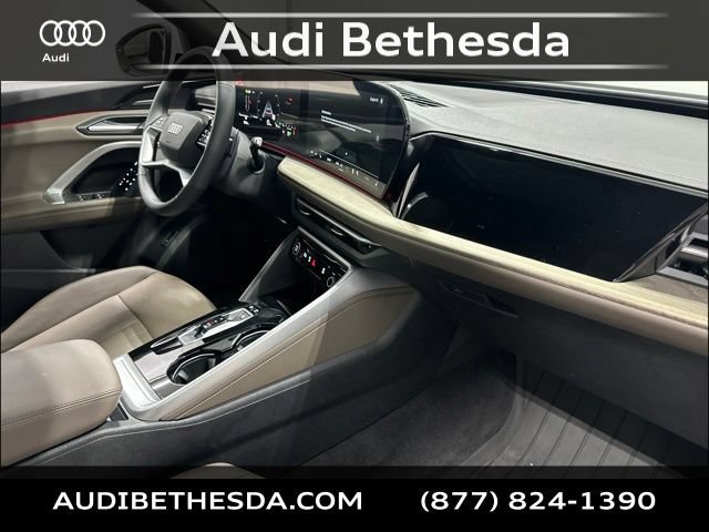 Certified 2025 Audi Q5 Premium w/ Premium Plus AWD/4WD image 11