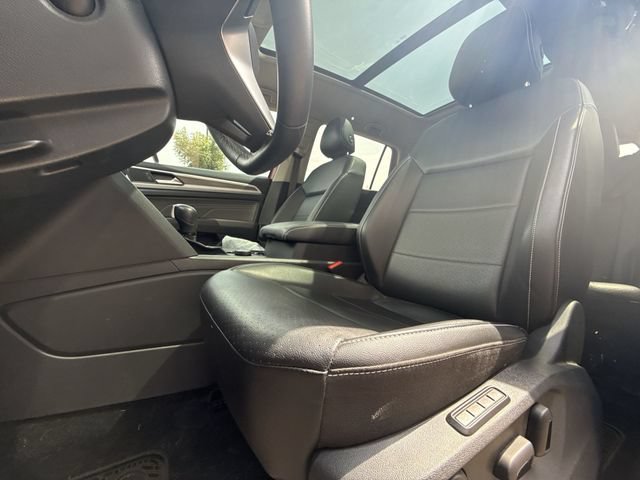 Used 2022 Volkswagen Atlas SEL AWD/4WD image 11
