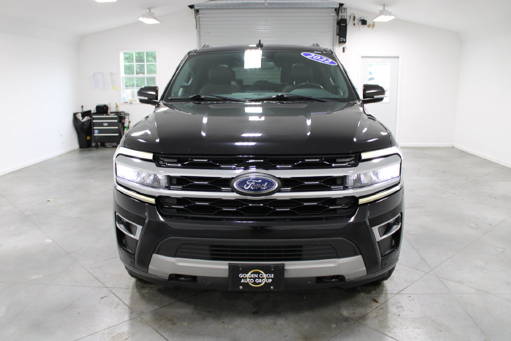 Used 2022 Ford Expedition Limited AWD/4WD image 3
