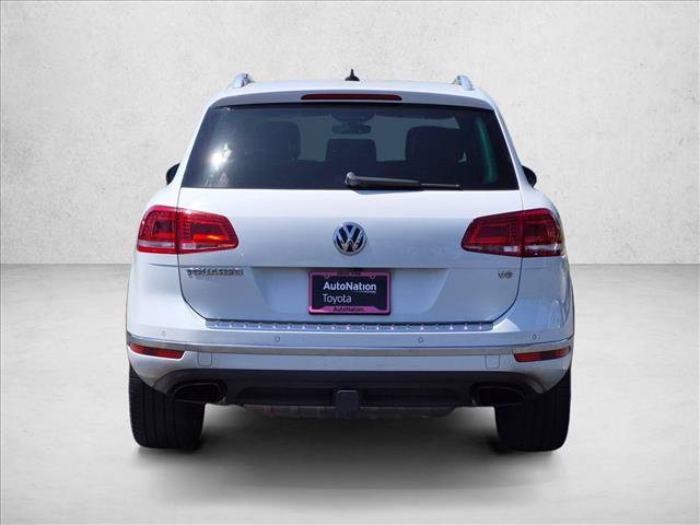 Used 2017 Volkswagen Touareg Wolfsburg Edition AWD/4WD image 7