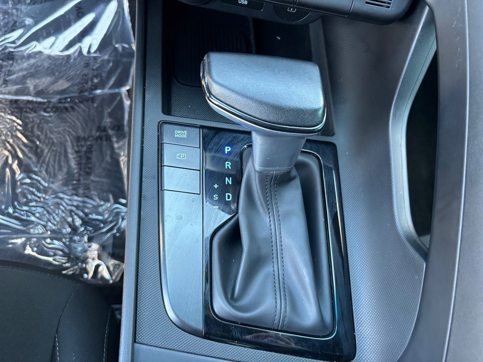 Used 2025 Hyundai Elantra Sport image 28