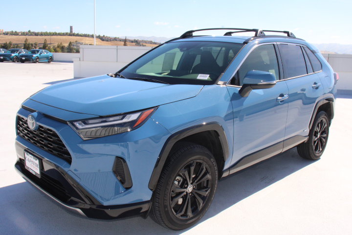 Certified 2024 Toyota RAV4 SE AWD/4WD image 6