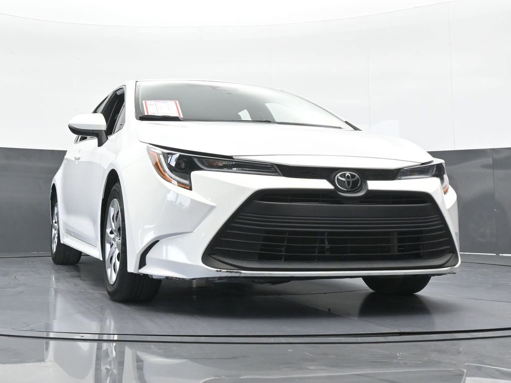 Used 2023 Toyota Corolla LE image 55