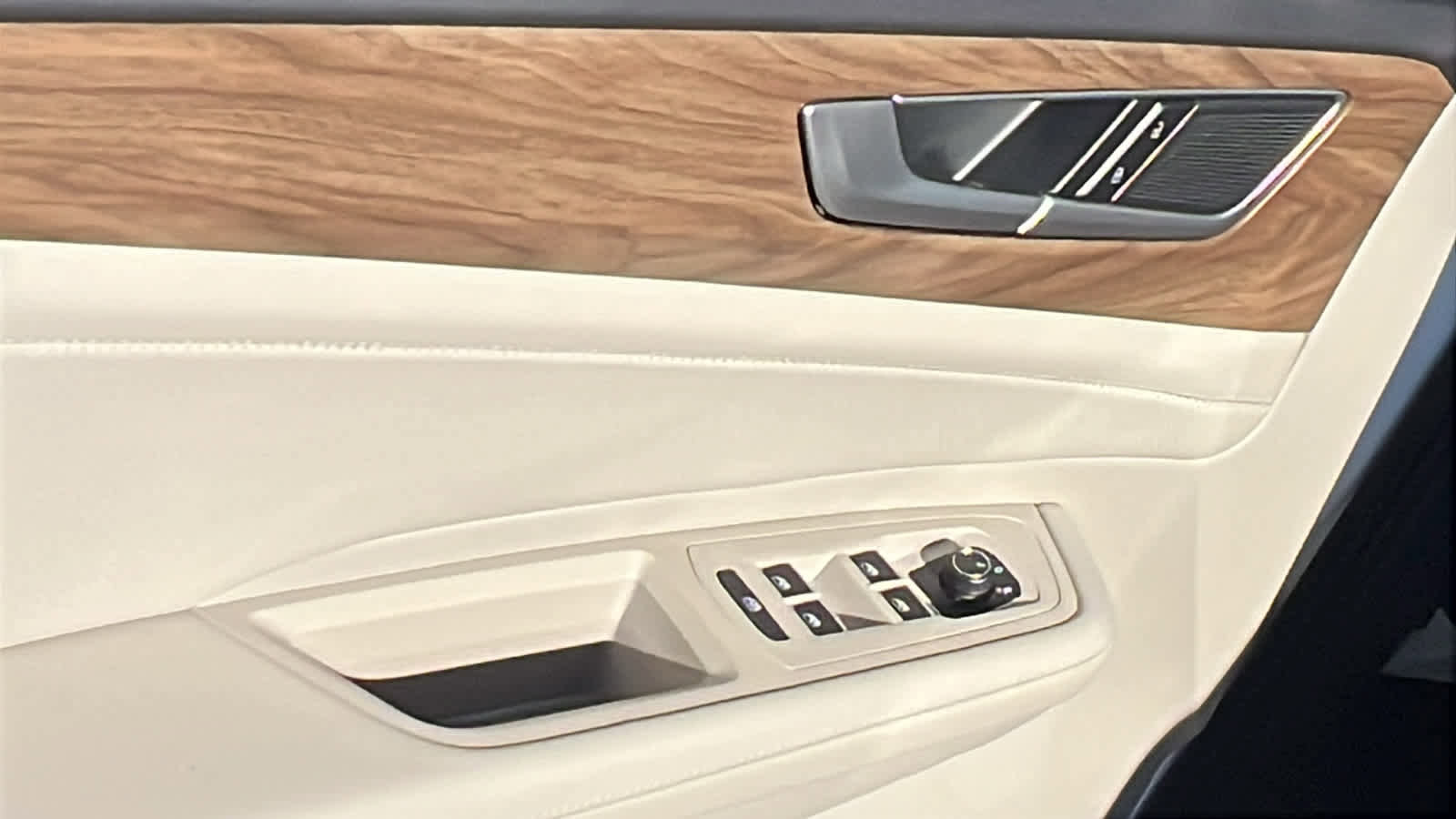 New 2026 Volkswagen Atlas SE image 22