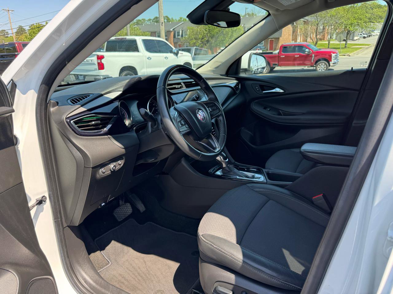Used 2023 Buick Encore GX Select image 15