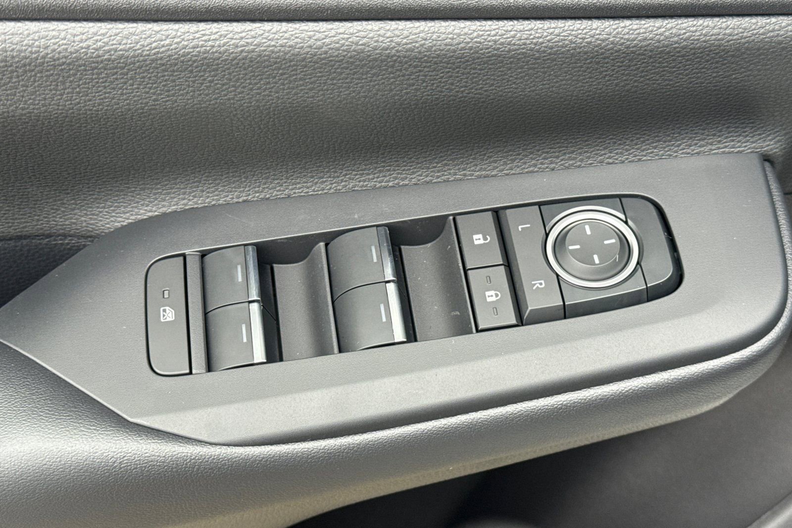 New 2026 Toyota Prius Plug-In Hybrid image 14