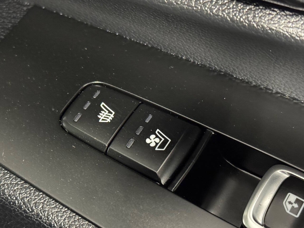 Used 2023 Kia Telluride SX Prestige X-Line AWD/4WD image 12