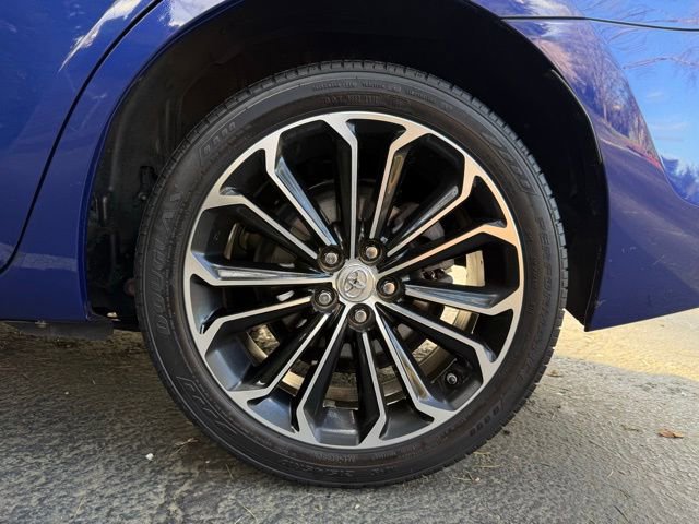 Used 2015 Toyota Corolla S image 33