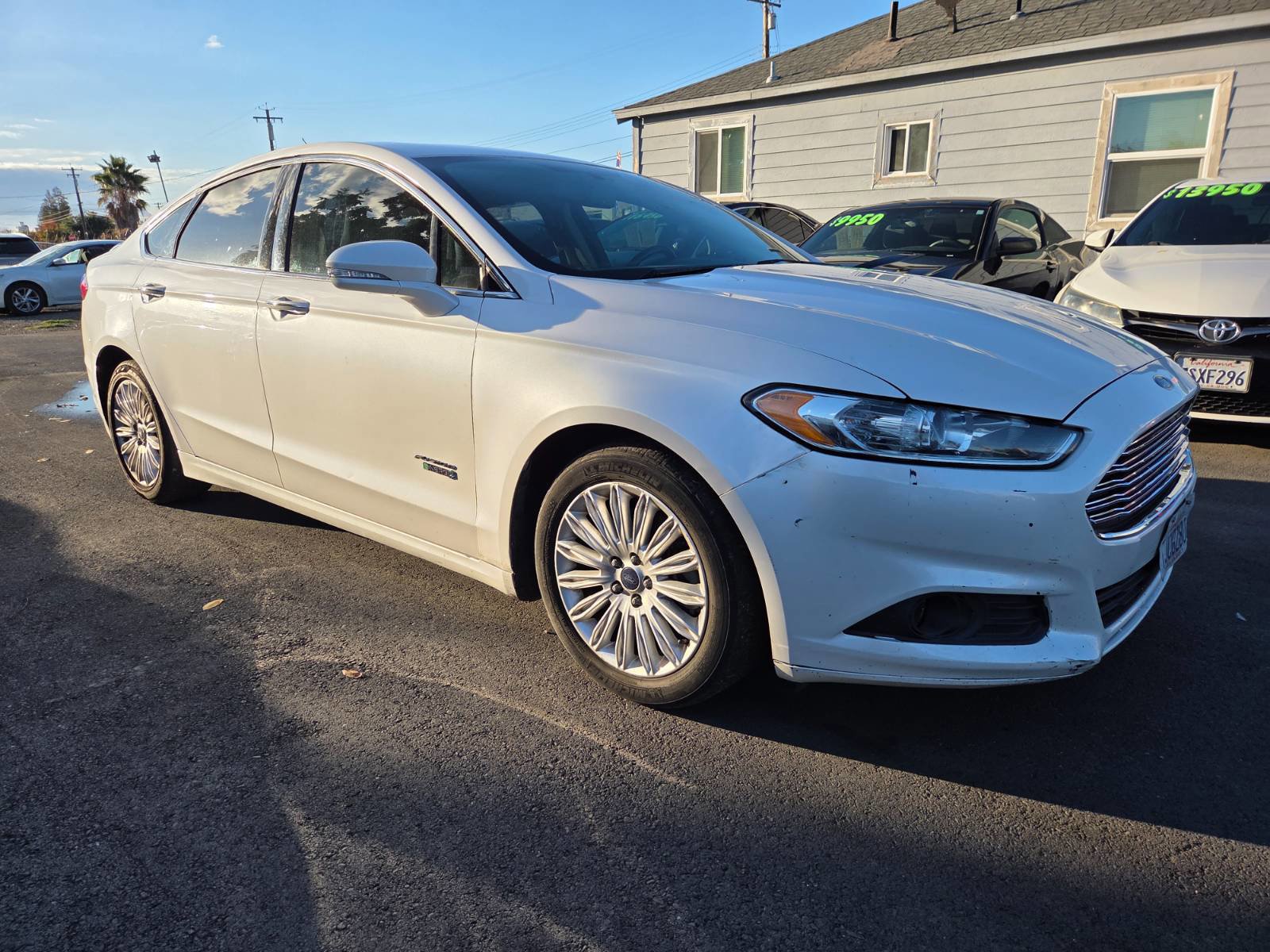 Used 2015 Ford Fusion Energi SE FWD image 5