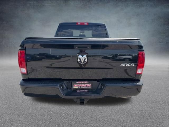 Used 2018 RAM 1500 Express AWD/4WD image 9