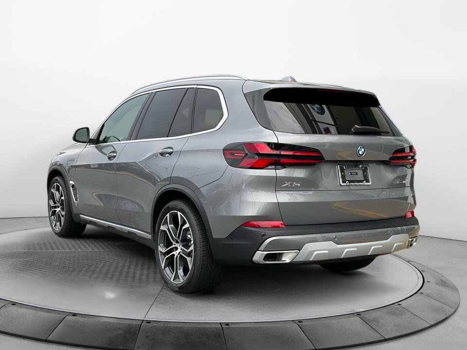 New 2026 BMW X5 xDrive50e AWD/4WD image 5