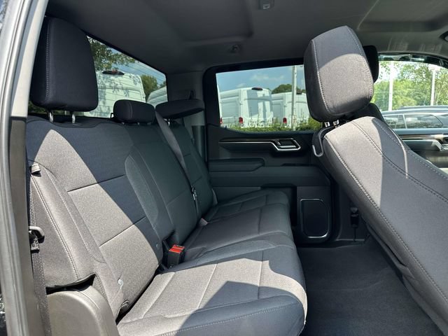 Used 2025 Chevrolet Silverado 1500 LT Trail Boss w/ Dark Appearance Package AWD/4WD image 39