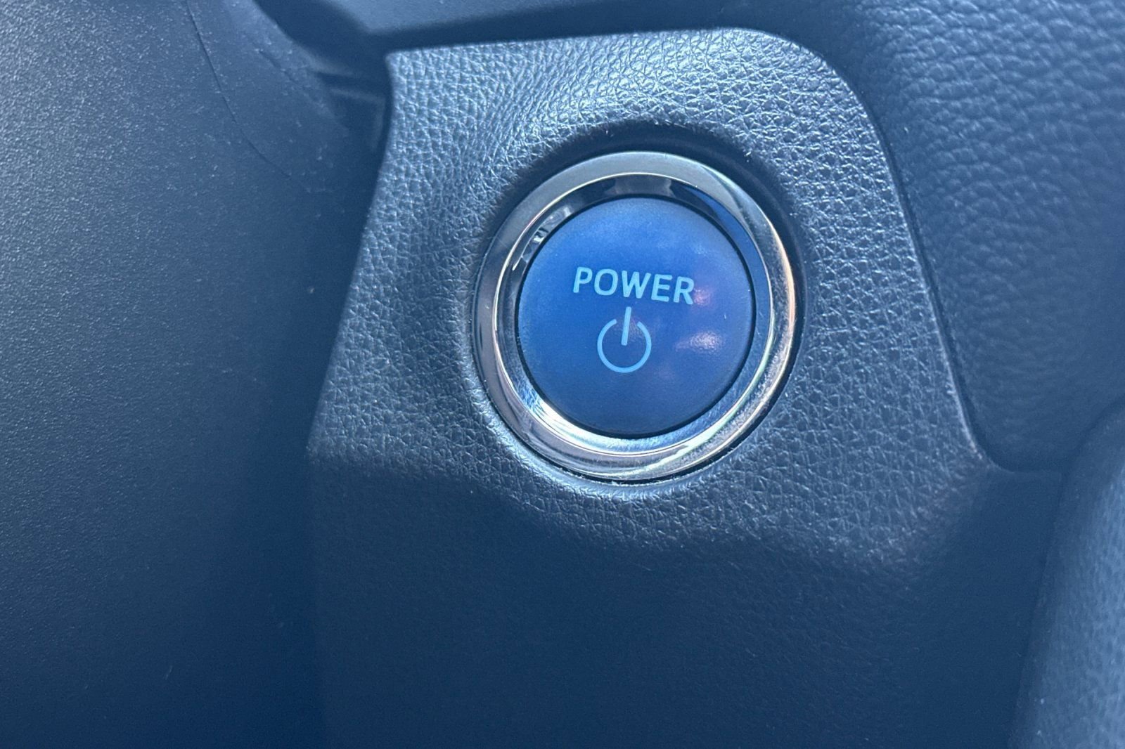 Used 2019 Toyota RAV4 XSE w/ XSE Weather Package image 29