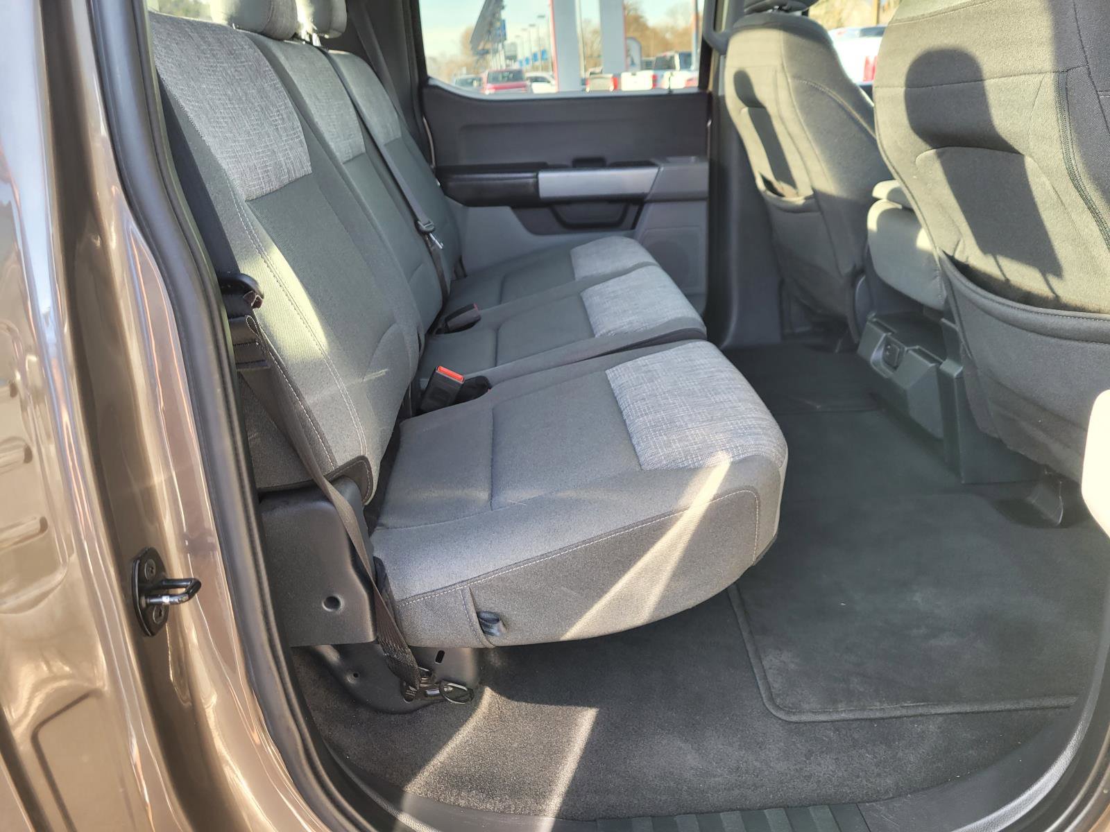 Used 2023 Ford F150 XLT w/ Trailer Tow Package image 17