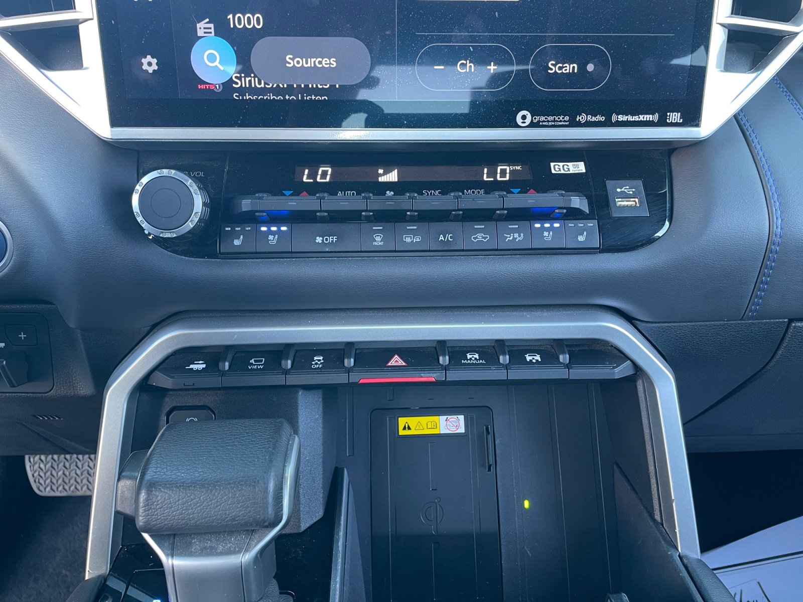 Used 2023 Toyota Tundra Platinum w/ Advanced Package image 11