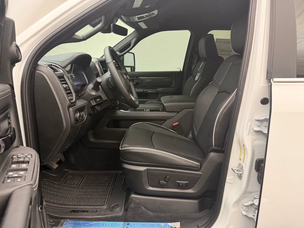 Used 2026 RAM 3500 Limited w/ Cold Weather Group AWD/4WD image 5
