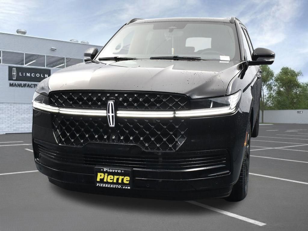 New 2026 Lincoln Navigator Reserve w/ Jet Appearance Package