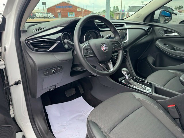 Used 2022 Buick Encore GX Select w/ Sport Touring Package AWD/4WD image 19