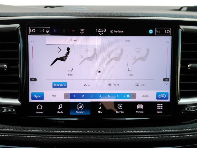 Used 2024 Chrysler Pacifica Limited FWD image 54