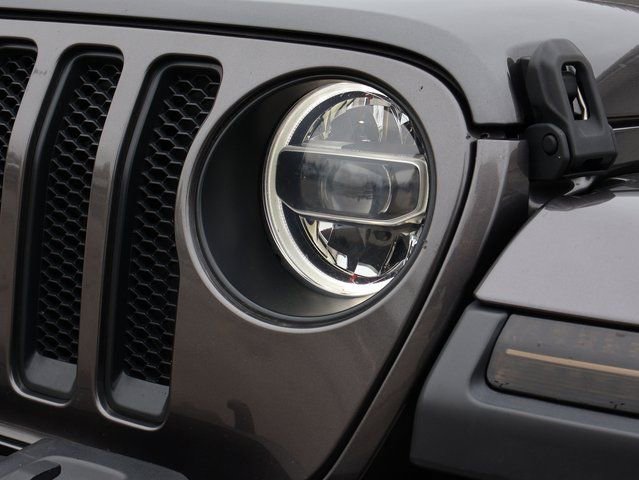 Used 2018 Jeep Wrangler Unlimited Sahara w/ Quick Order Package 24M Moab image 26