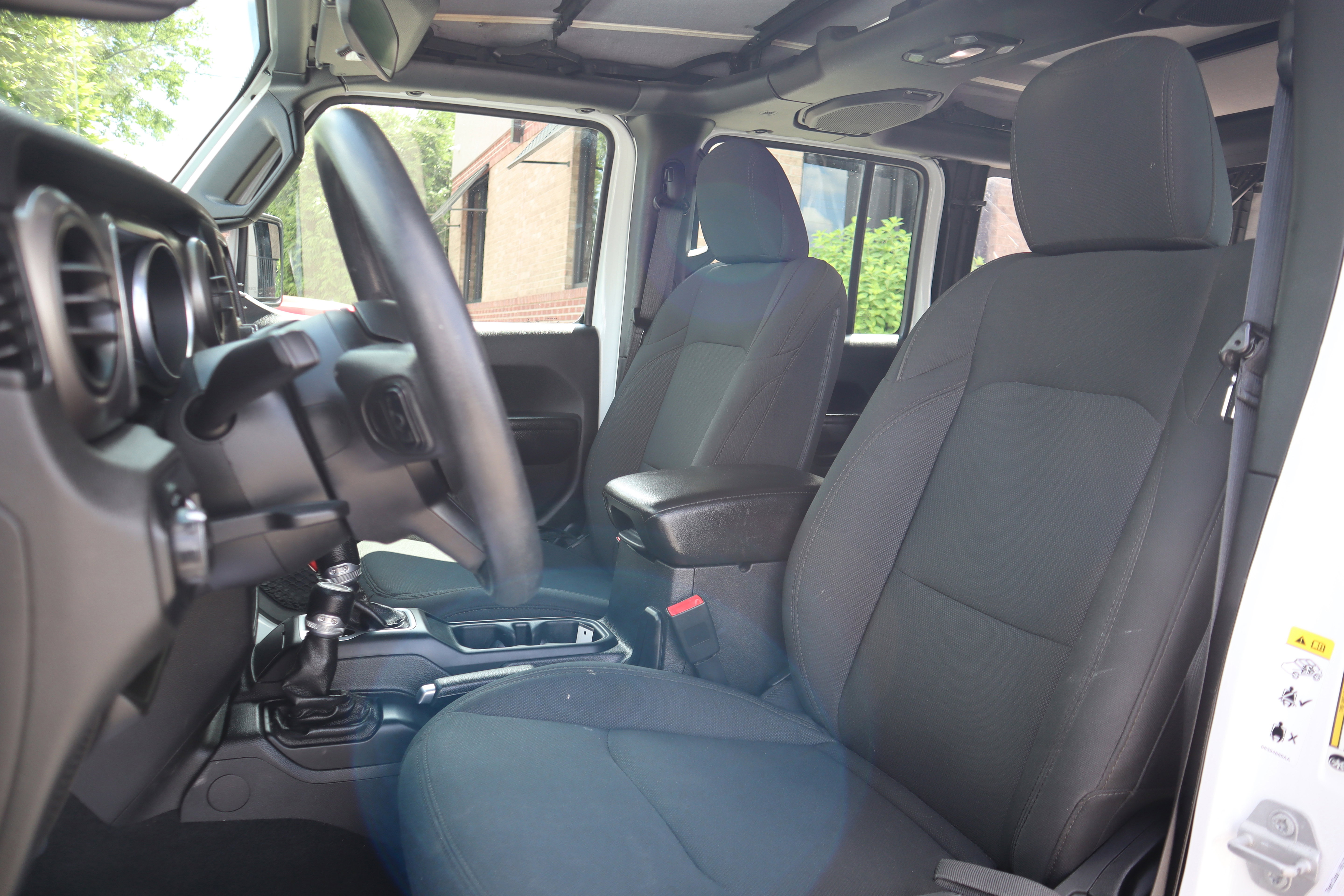 Used 2018 Jeep Wrangler Unlimited Sport AWD/4WD image 24