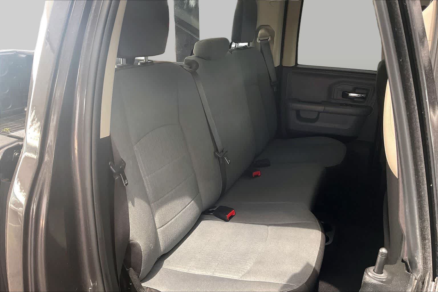 Used 2024 RAM 1500 Classic SLT AWD/4WD image 18