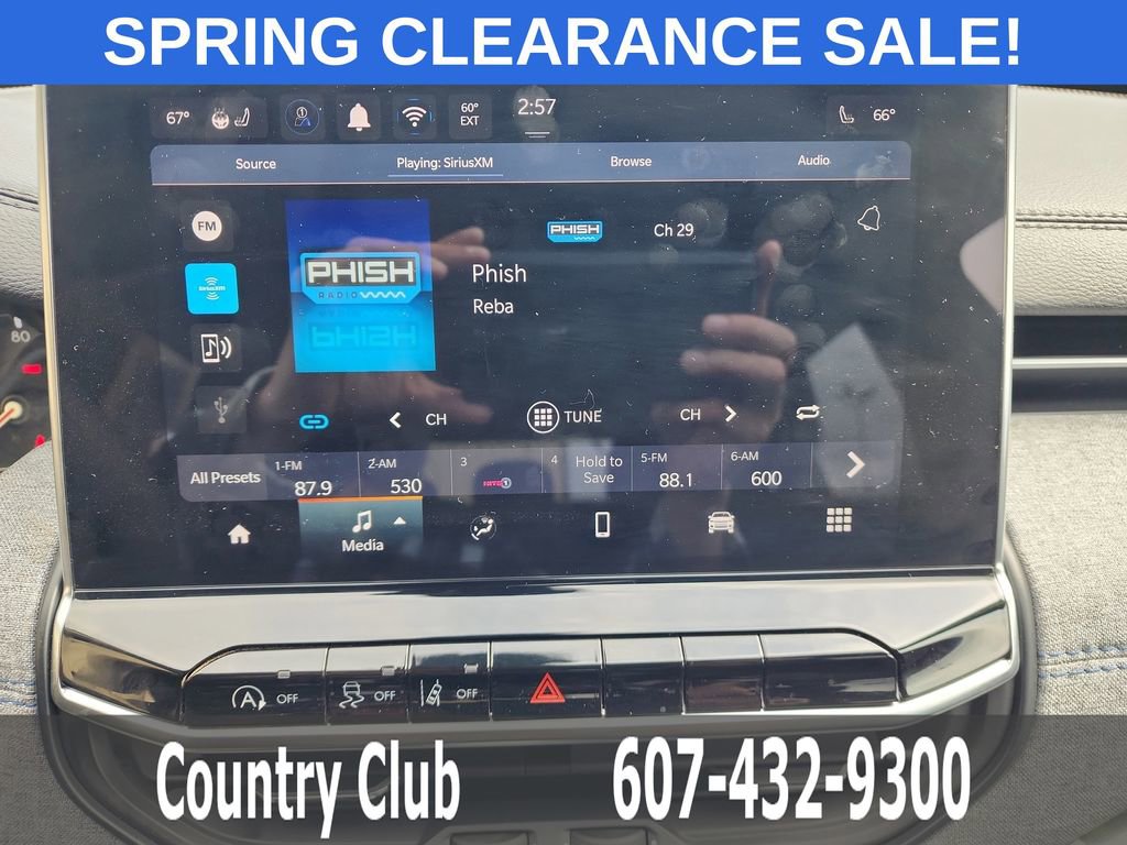 Used 2024 Jeep Compass Latitude w/ Convenience Group image 16