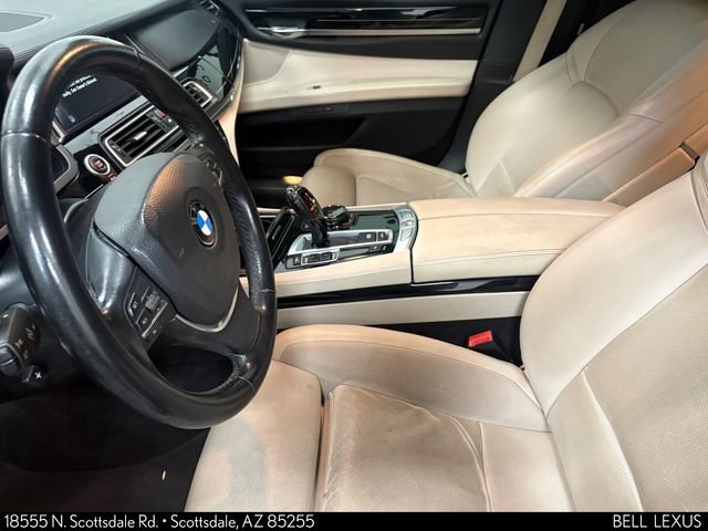 Used 2015 BMW 750Li RWD image 11