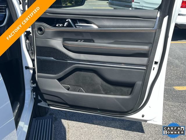 Certified 2024 Jeep Grand Wagoneer Series III w/ Rear Seat Video Group 1 AWD/4WD image 25
