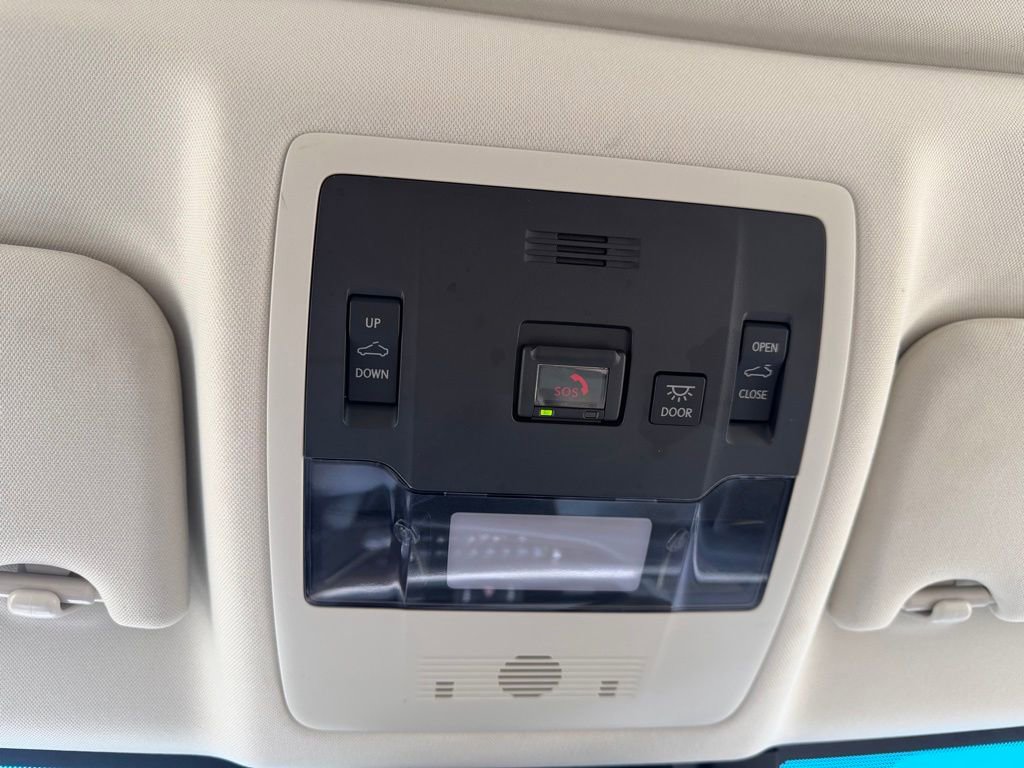 Used 2021 Lexus ES 250 w/ Premium Package image 30