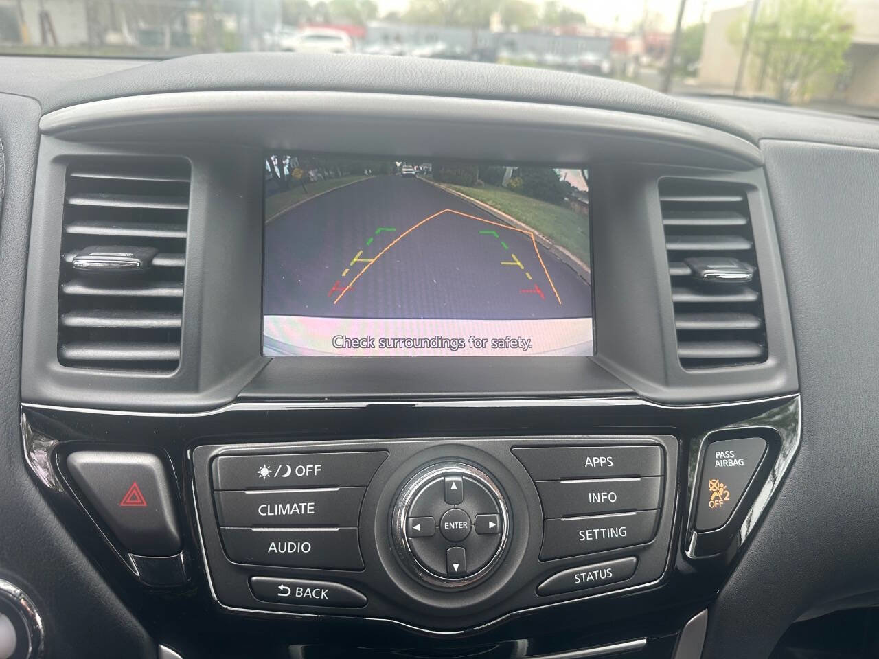 Used 2018 Nissan Pathfinder S AWD/4WD image 18