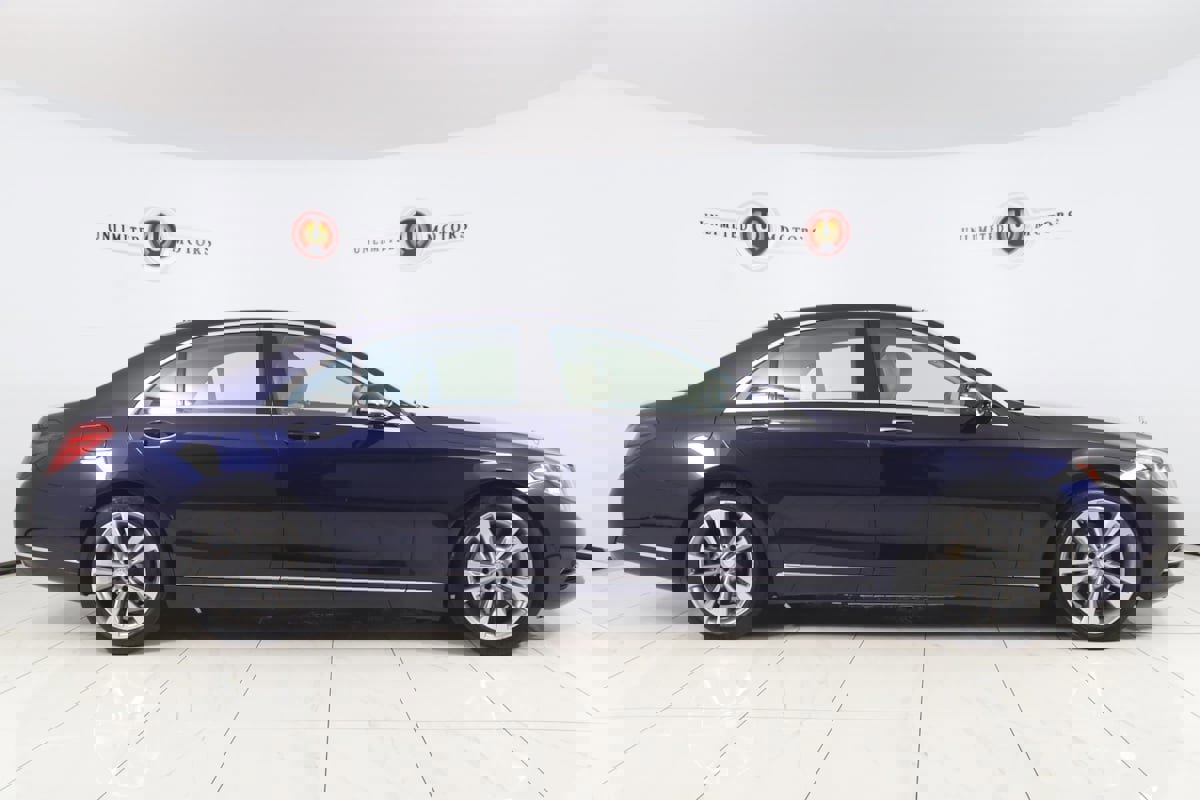 Used 2015 Mercedes-Benz S 550 4MATIC Sedan image 2