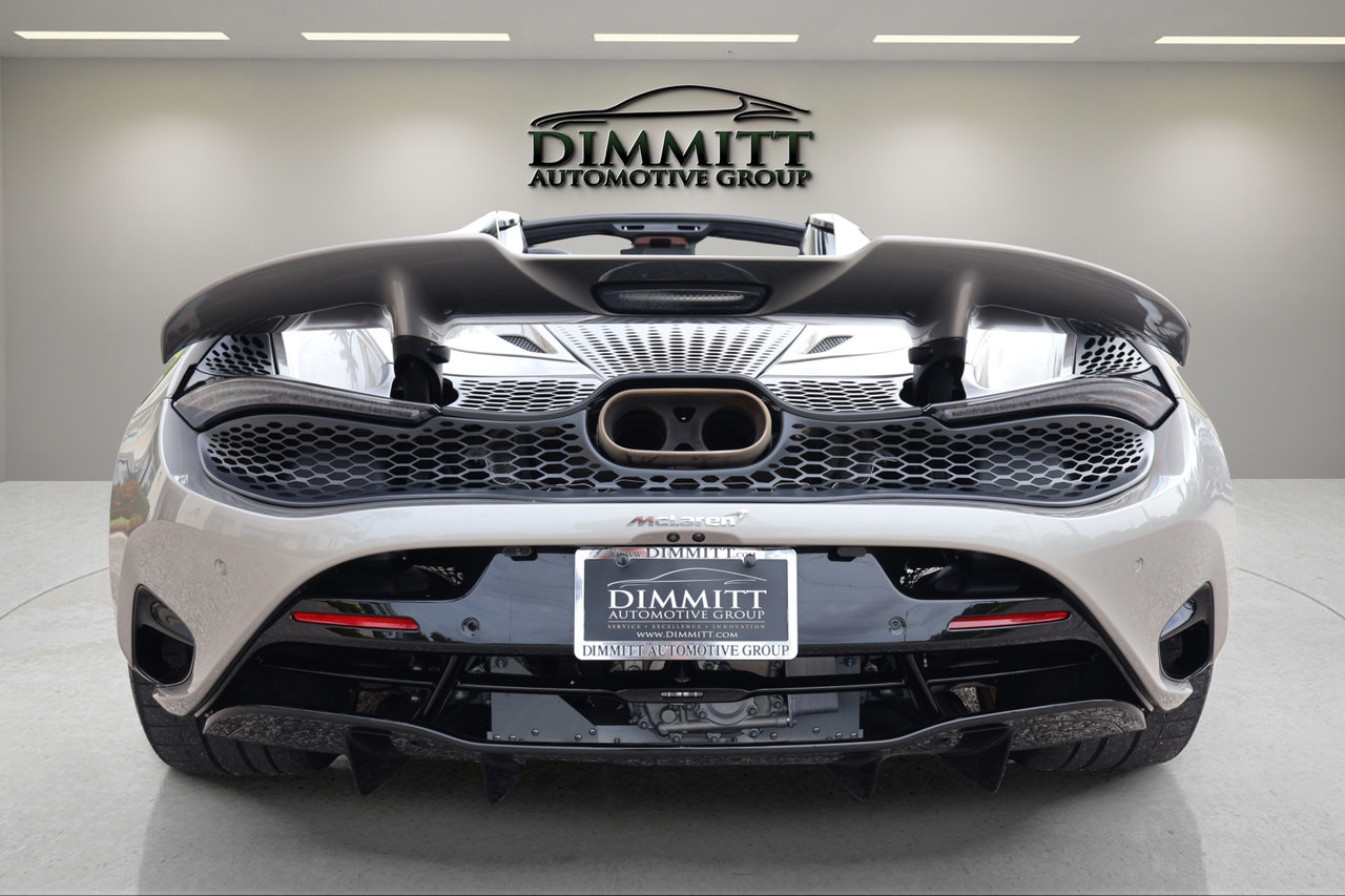 Used 2025 McLaren 750S Spider RWD image 7