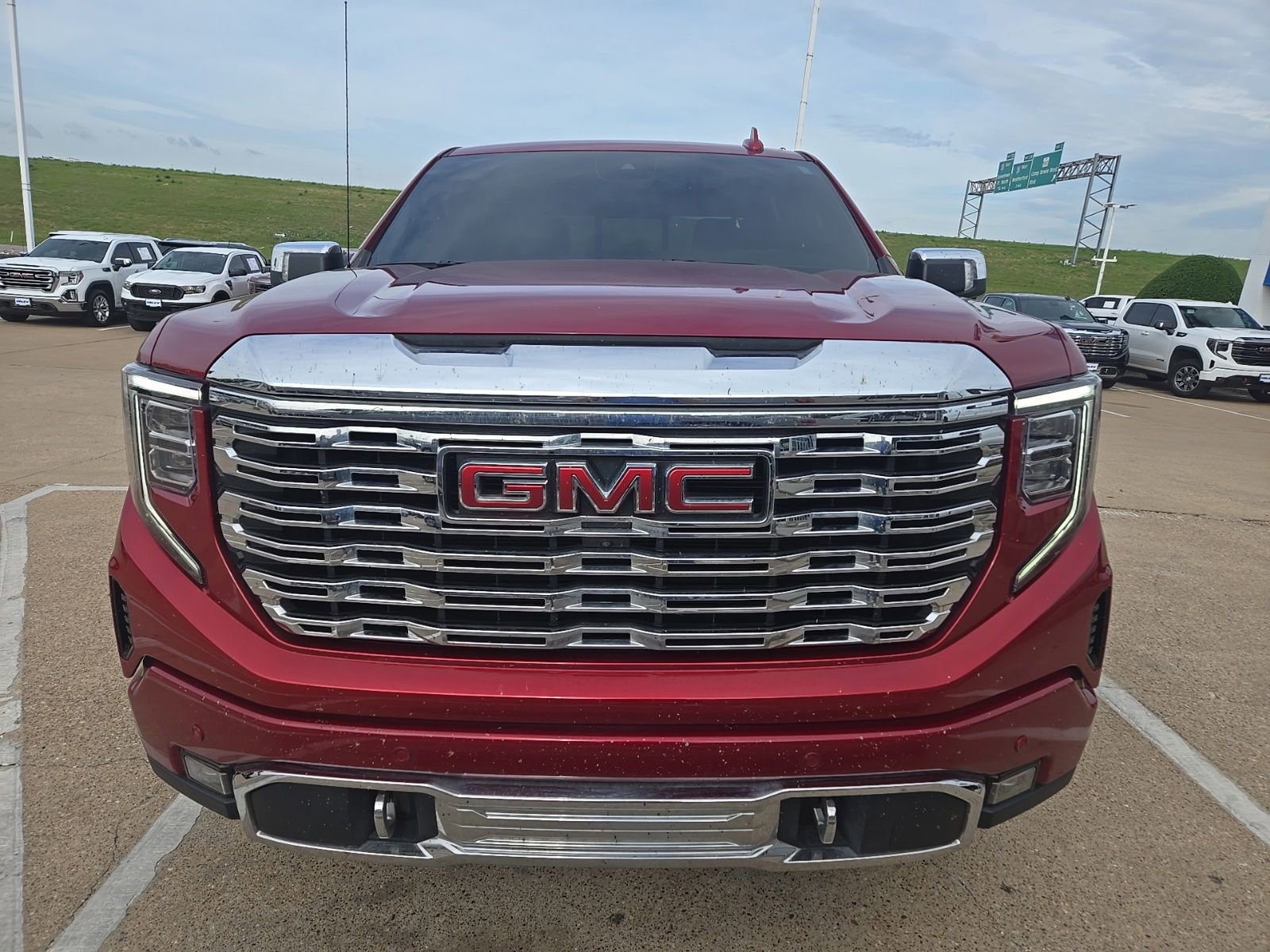Certified 2023 GMC Sierra 1500 Denali w/ Denali Reserve Package AWD/4WD image 3