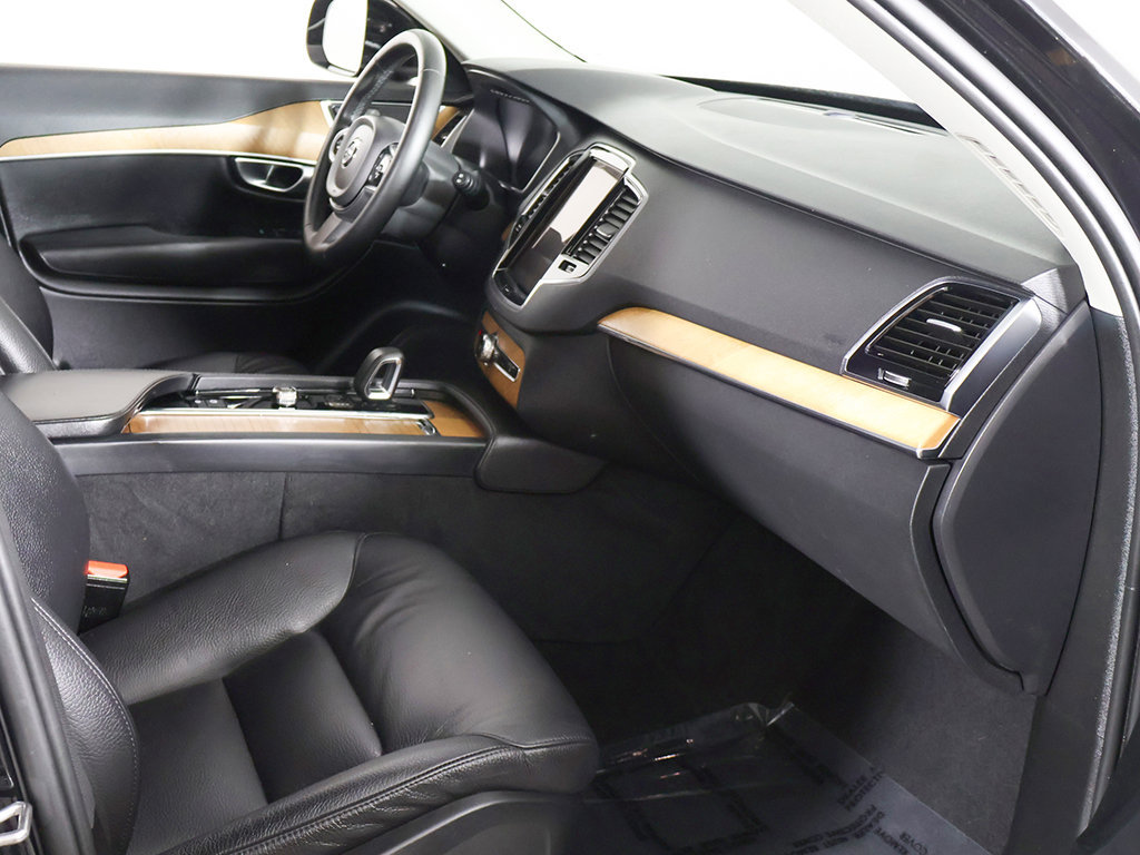 Used 2024 Volvo XC90 B6 Plus w/ Protection Package Premier AWD/4WD image 28