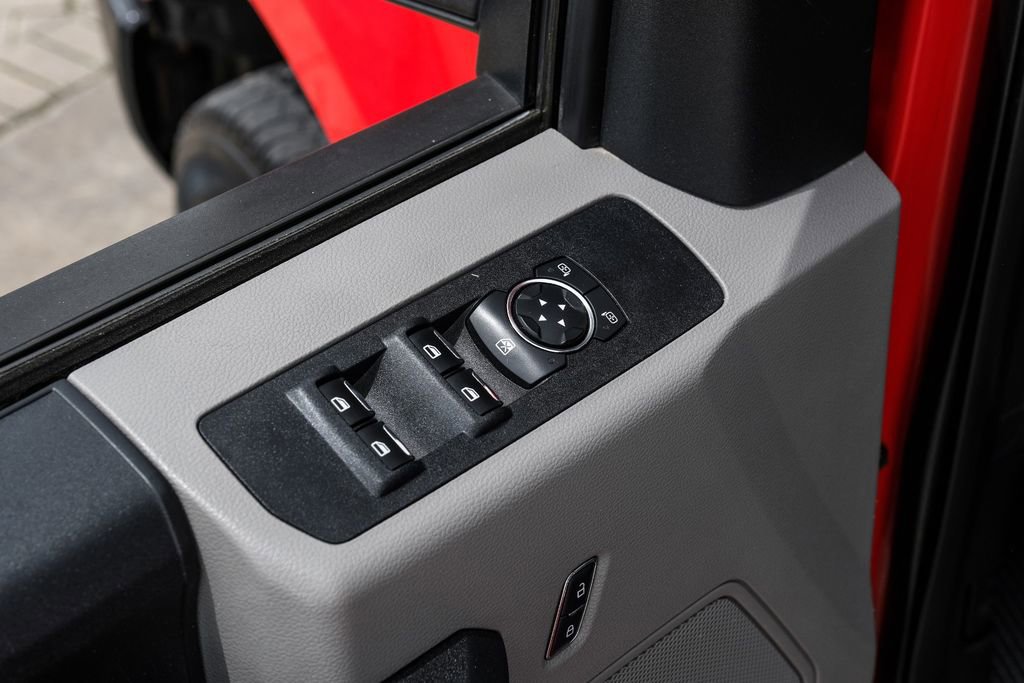 Used 2018 Ford F350 XL w/ Power Equipment Group RWD image 40