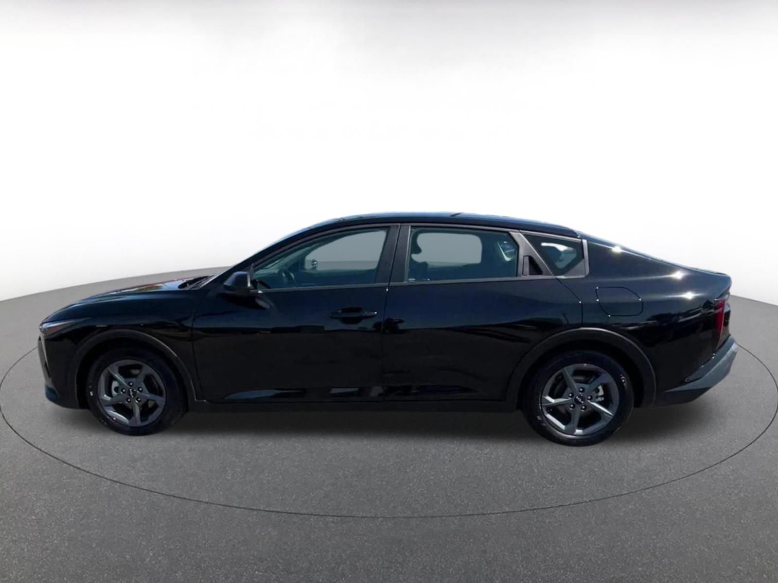 Used 2025 Kia K4 FWD image 8