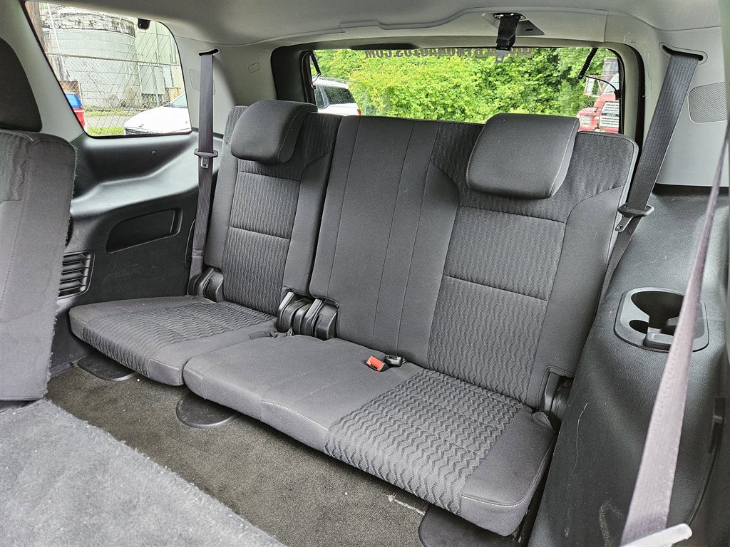 Used 2017 Chevrolet Tahoe LS w/ All-Season Package image 8