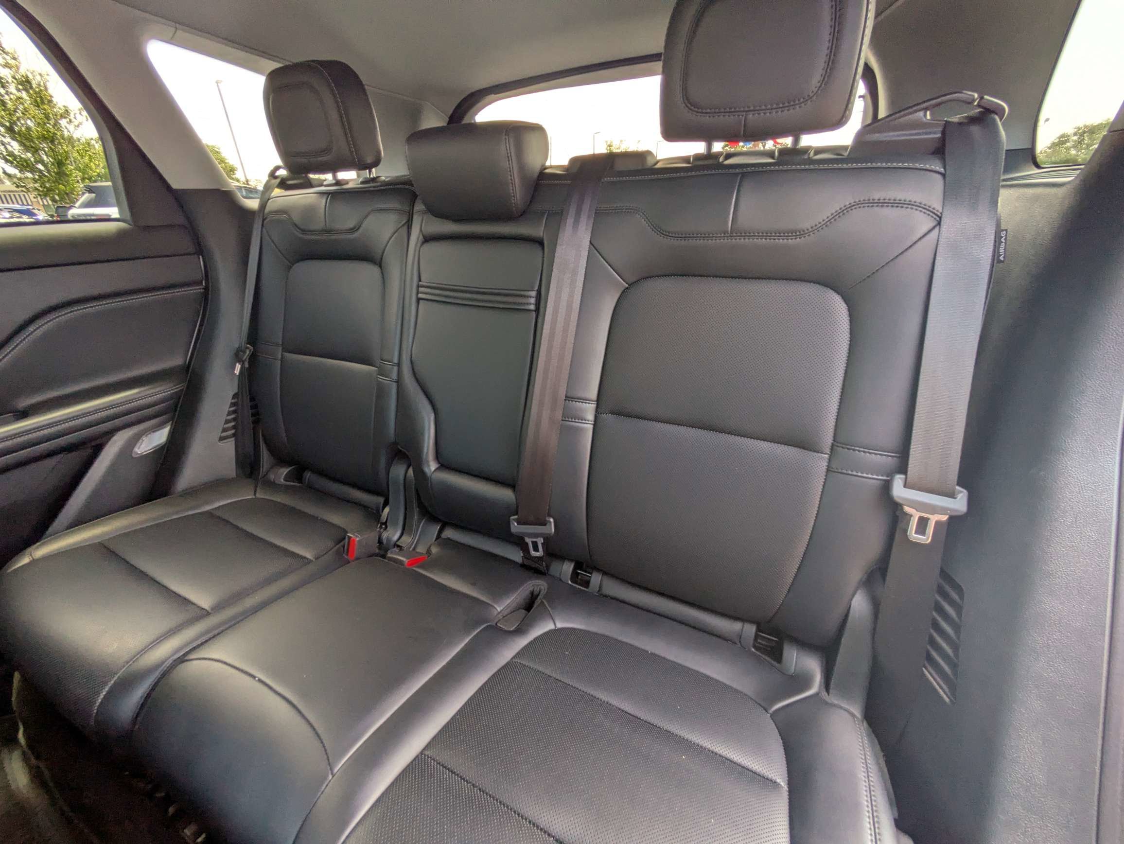 Used 2022 Lincoln Corsair FWD w/ Equipment Group 101A image 9