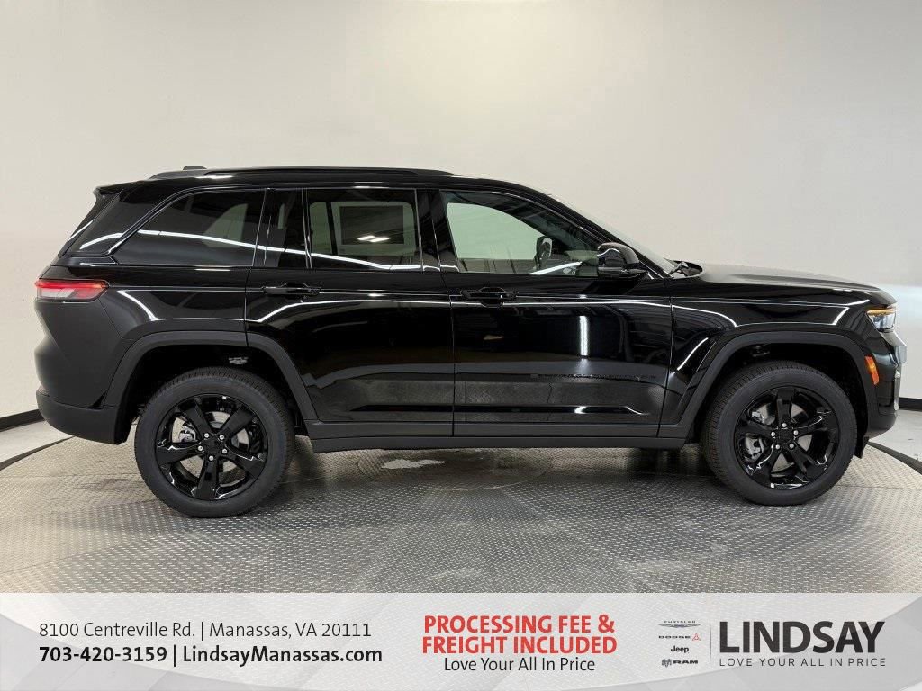 New 2025 Jeep Grand Cherokee Limited w/ Luxury Tech Group II image 3