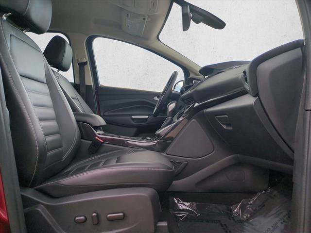 Used 2017 Ford C-MAX Energi Titanium image 20