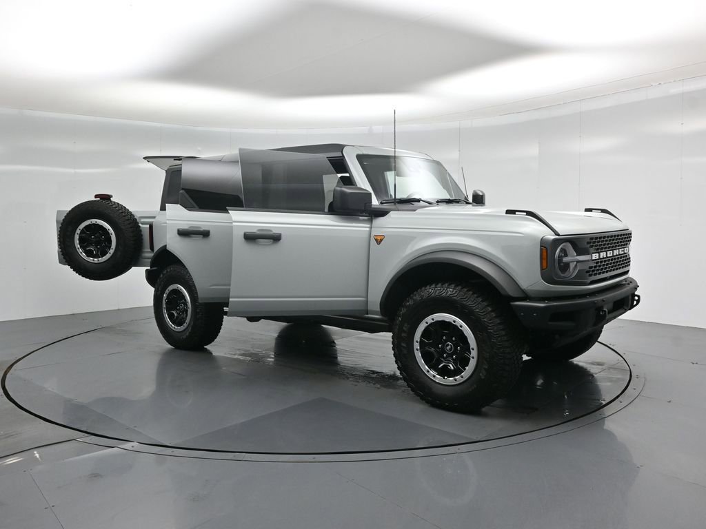 Certified 2024 Ford Bronco Badlands w/ Sasquatch Package image 34