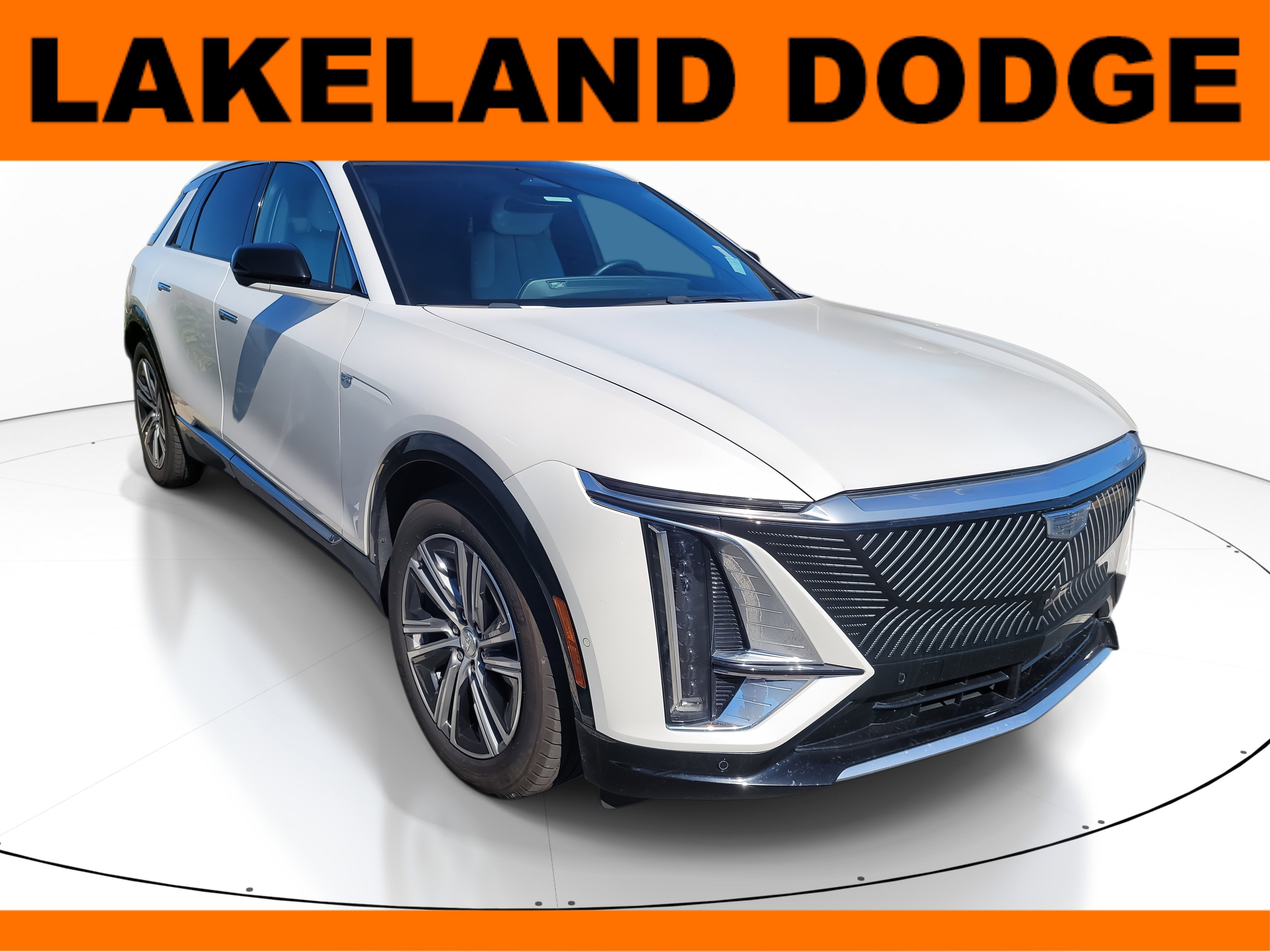 Used 2024 Cadillac Lyriq Luxury