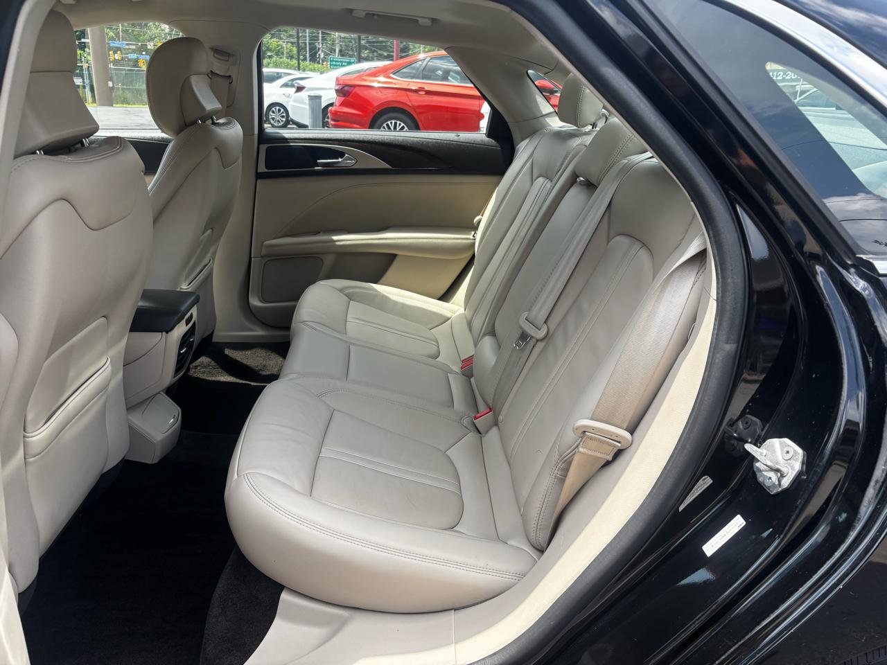 Used 2018 Lincoln MKZ Select w/ Select Plus Package AWD/4WD image 20