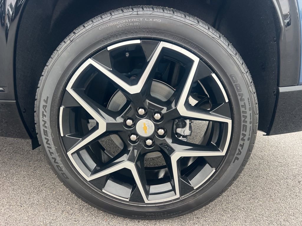 New 2026 Chevrolet Traverse High Country w/ LPO, Floor Liner Package image 10